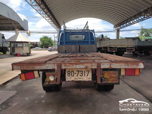 ISUZU NPR 6ล้อ 110แรงม้า บรรทุก