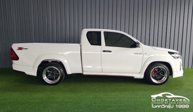 Toyota Hilux Revo Smartcab 2.4 Entry Standard Z Edition (MY20)