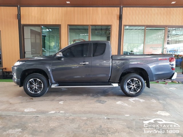 Mitsubishi Triton Allnew Megacab 2.4 GLX Plus(My18)