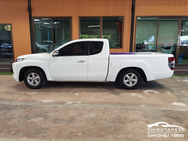 Mitsubishi Triton Allnew Megacab 2.4 GLX(MY20)