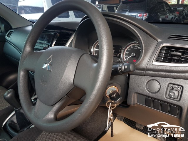 Mitsubishi Triton Allnew Mega Cab 2.4 GLX Plus