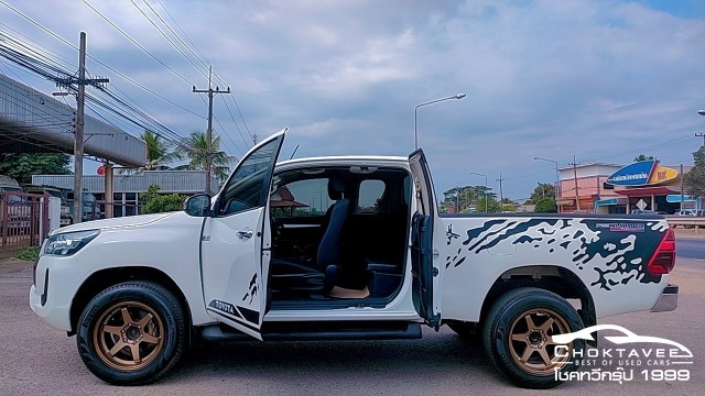 Toyota Hilux Revo Smart Cab 2.4 Entry Prerunner (MY20)