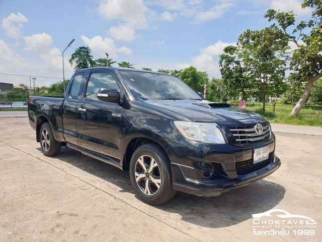 TOYOTA HILUX VIGO SMART CAB 2.5 E TRD SPORTIVO