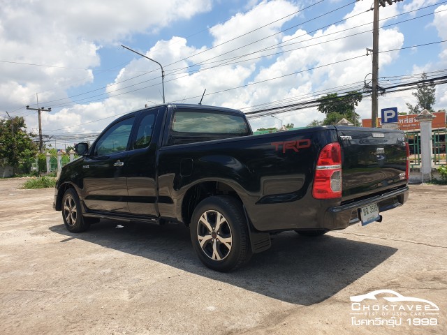 TOYOTA HILUX VIGO SMART CAB 2.5 E TRD SPORTIVO