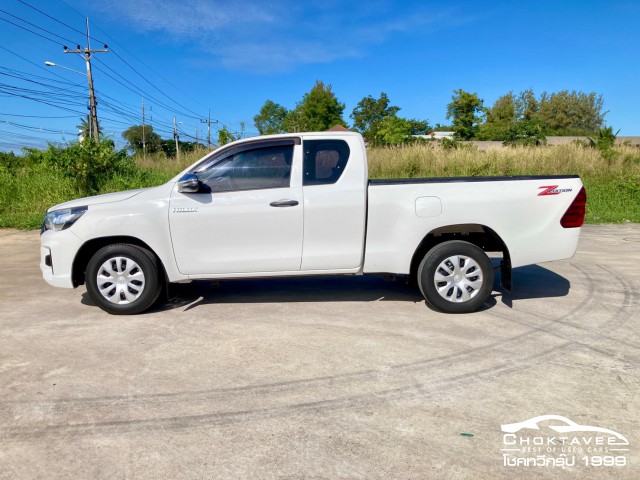 Toyota Hilux Revo Smart Cab 2.4 J Plus Z Edition (MY18)