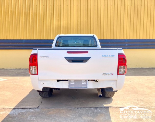 Toyota Hilux Revo Smart Cab 2.4 J Plus Edition (MY18)