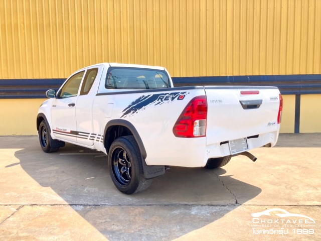 Toyota Hilux Revo Smart Cab 2.4 J Plus Edition (MY18)