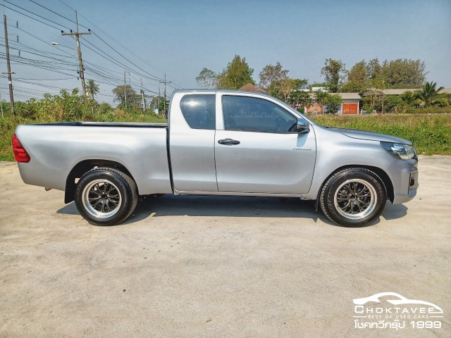 Toyota Hilux Revo Smart Cab 2.4 J Plus Z Edition (MY18)