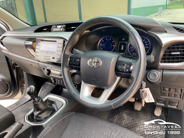 Toyota Hilux Revo Smart cab 2.4 G