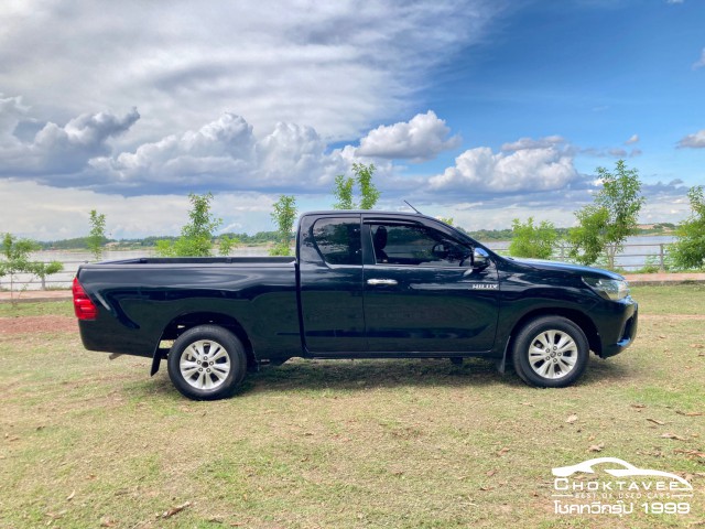 Toyota Hilux Revo Smart Cab 2.4 E