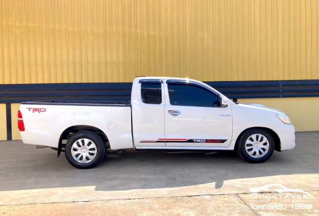 Toyota Hilux Vigo Champ Smart Cab 2.5 E TRD Sportivo