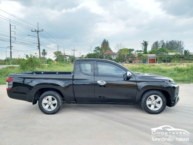 Mitsubishi Triton All New Mega Cab 2.5 GLX (MY20)