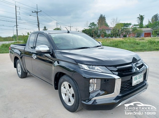 Mitsubishi Triton All New Mega Cab 2.5 GLX (MY20)