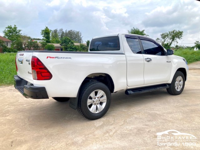 Toyota Hilux Revo Smart Cab 2,4 E Prerunner