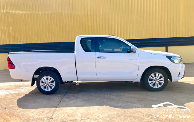 Toyota Hilux Revo Smart Cab 2.4 E (MY18)