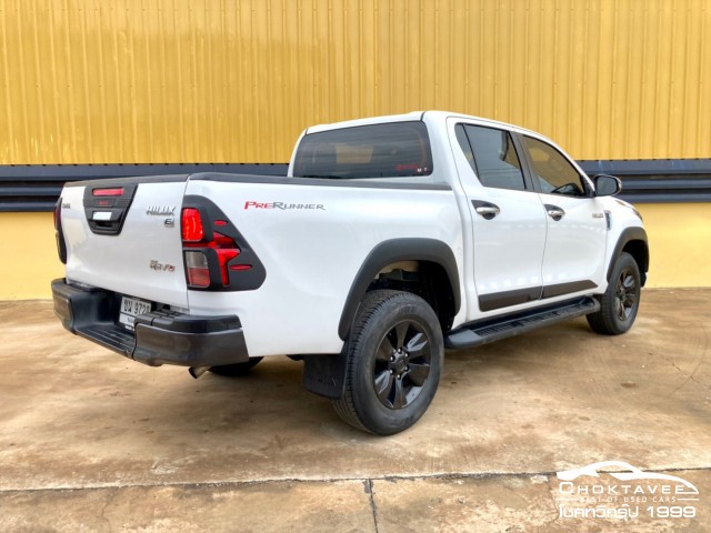 Toyota Hilux Revo Double Cab 2.4 E Plus Prerunner (MY18)