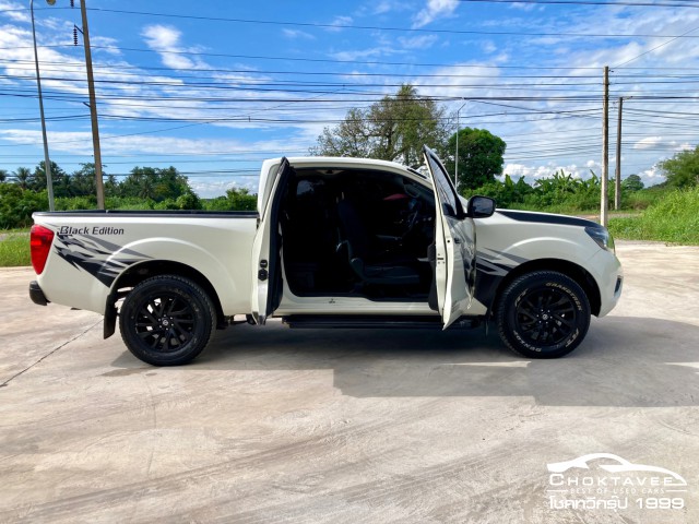 Nissan NP300 Navara Kingcab 2.5 E Caliber Black Edition