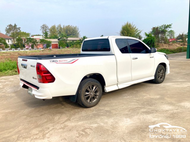 Toyota Hilux Revo Smart cab 2.4 E TRD Spotivo