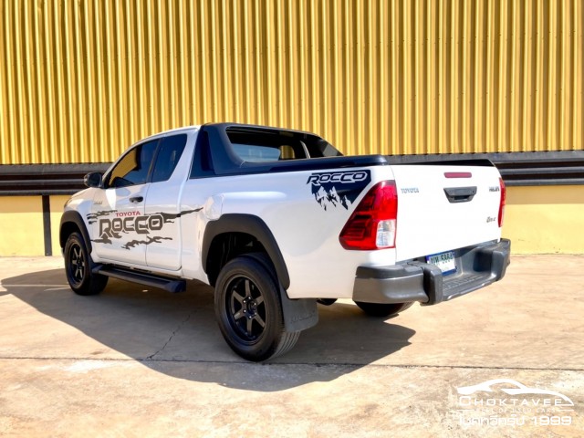 Toyota Hilux Revo Smart Cab 2.4 G Prerunner Navi Rocco(MY18)