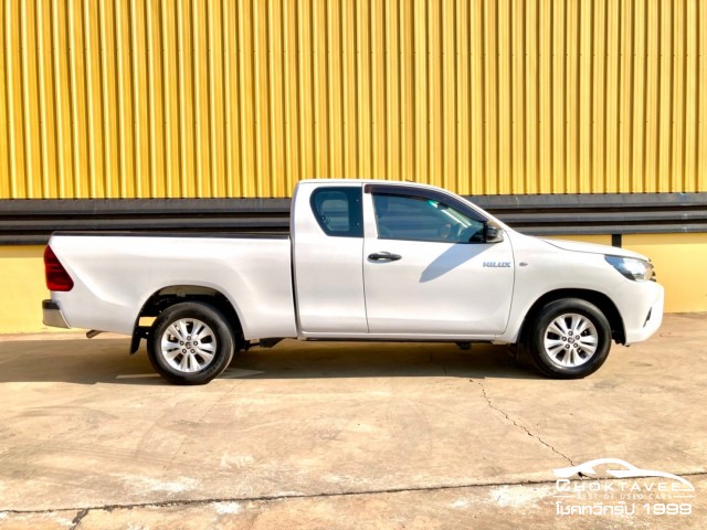 Today Hilux Revo Smart Cab 2.4 J (MY18)