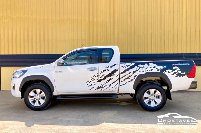 Toyota Hilux Revo Smart Cab 2.4 J Plus Prerunner (MY18)