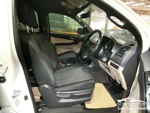 ISUZU D-MAX  ALL NEW BLUE POWER CAB-4 19 DDI S (MY19)