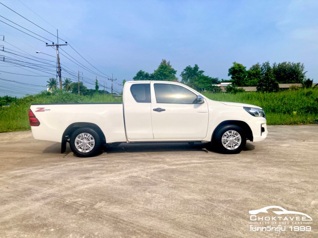 Toyota Hilux Smart Cab 2.4 j Plus Z Edition (MY18)