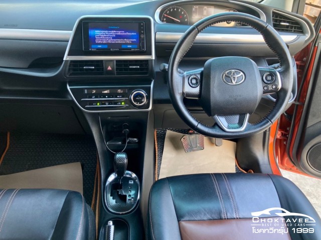 Toyota SIENTA 1.5 V