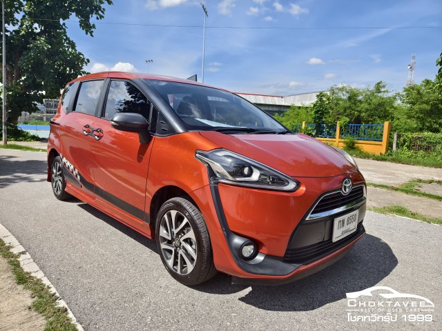 Toyota SIENTA 1.5 V