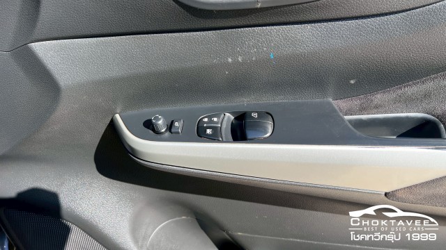 Nissan NP300 Navara King Cab 2.5 V