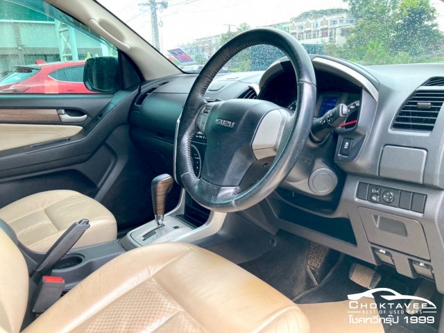 Isuzu MU-X 2.5 VGS DVD Navi 2WD