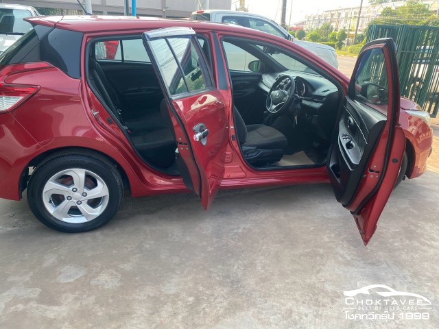 Toyota Yaris 1.2 E