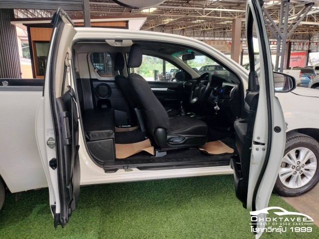 Toyota Hilux Revo Smart Cab 2.4 E