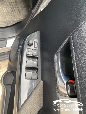 Toyota Hilux Revo Doubled Cab 2.4 E Prerunner (MY18)