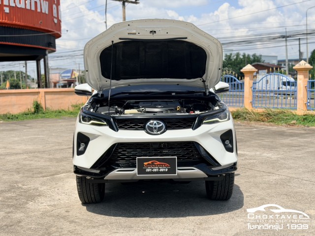 Toyota Fortuner 2.4 Leaders G (MY22)