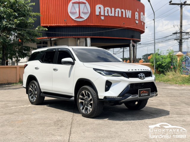 Toyota Fortuner 2.4 Leaders G (MY22)