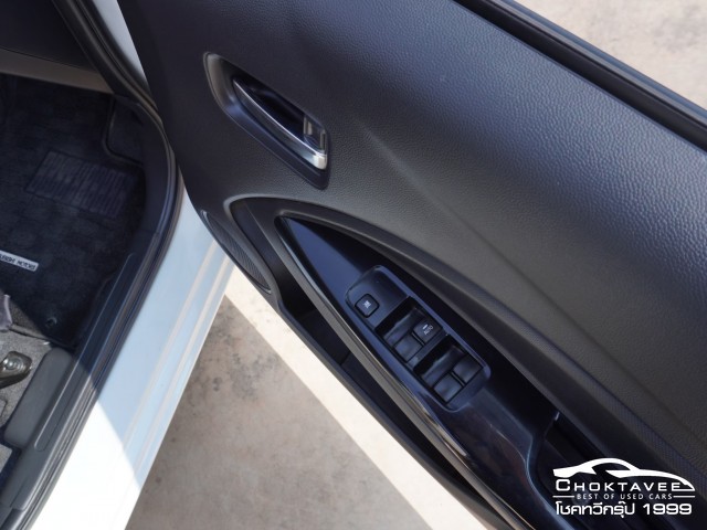 Mitsubishi Attrage1.2 GLX