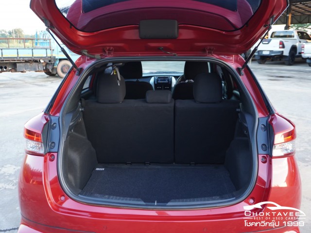 Toyota Yaris 1.2 E (MY17)